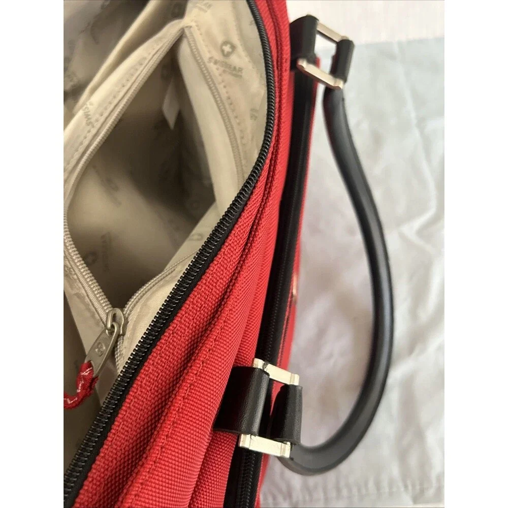 Swiss Gear by Wegner Red Carry On Canvas Briefcase Bag Gently Used Condition